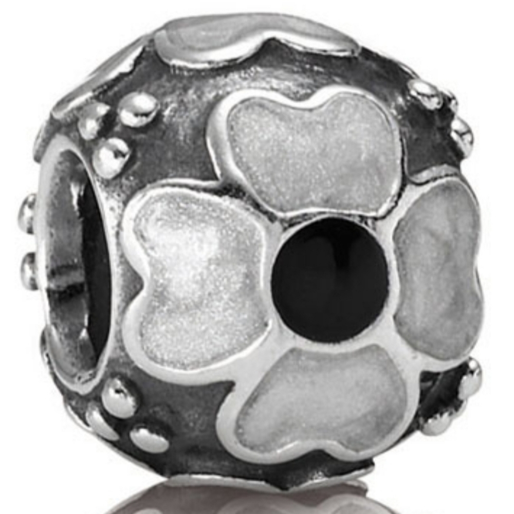 Pandora White Daisy Charm.